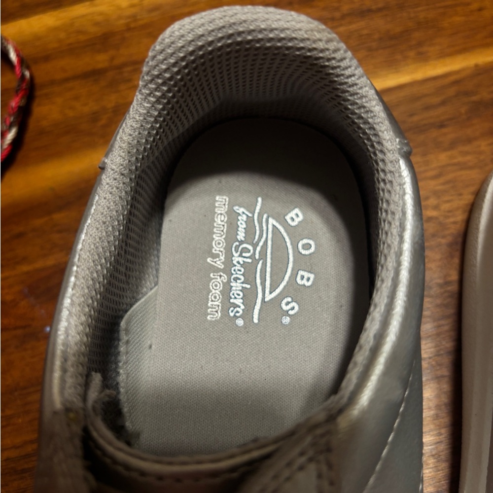 Bob’s Silver Low-Top Lace-Up Sneakers - Picture 3 of 4